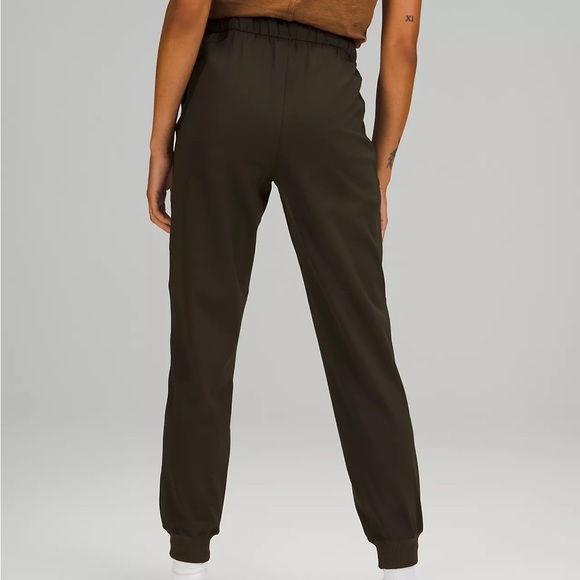 Lululemon Stretch High-Rise Jogger - Picture 2 of 4